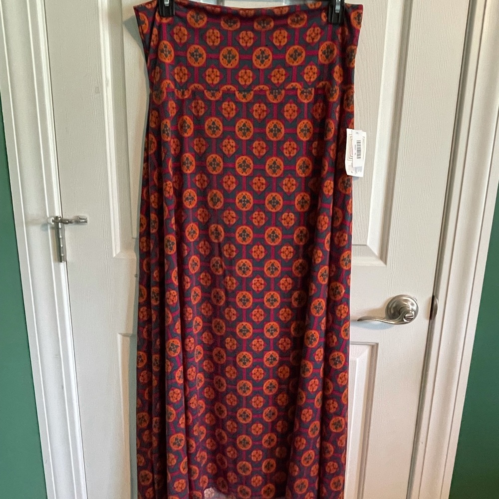 LuLaRoe Maxi Skirt. NWT. XL